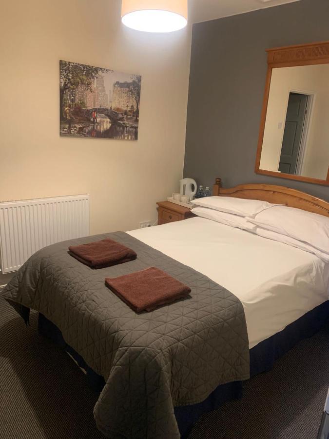 The Coach House At The Bull Inn Milton Keynes Eksteriør billede
