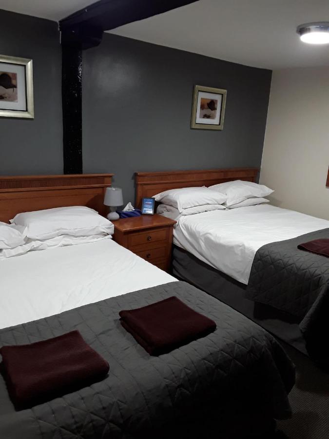 The Coach House At The Bull Inn Milton Keynes Eksteriør billede