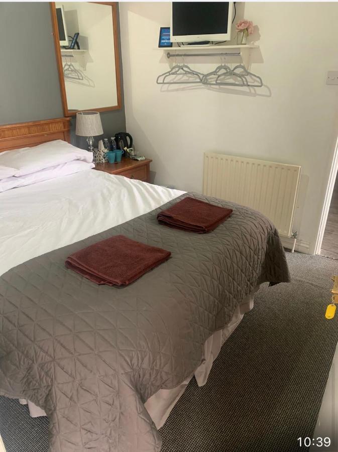 The Coach House At The Bull Inn Milton Keynes Eksteriør billede